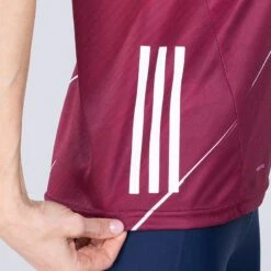 Galway GAA Women's Fit Home Jersey 2023 13 Galway GAA Women's Fit Home Jersey 2023 -CASTOR Clothing Shop am3a0811